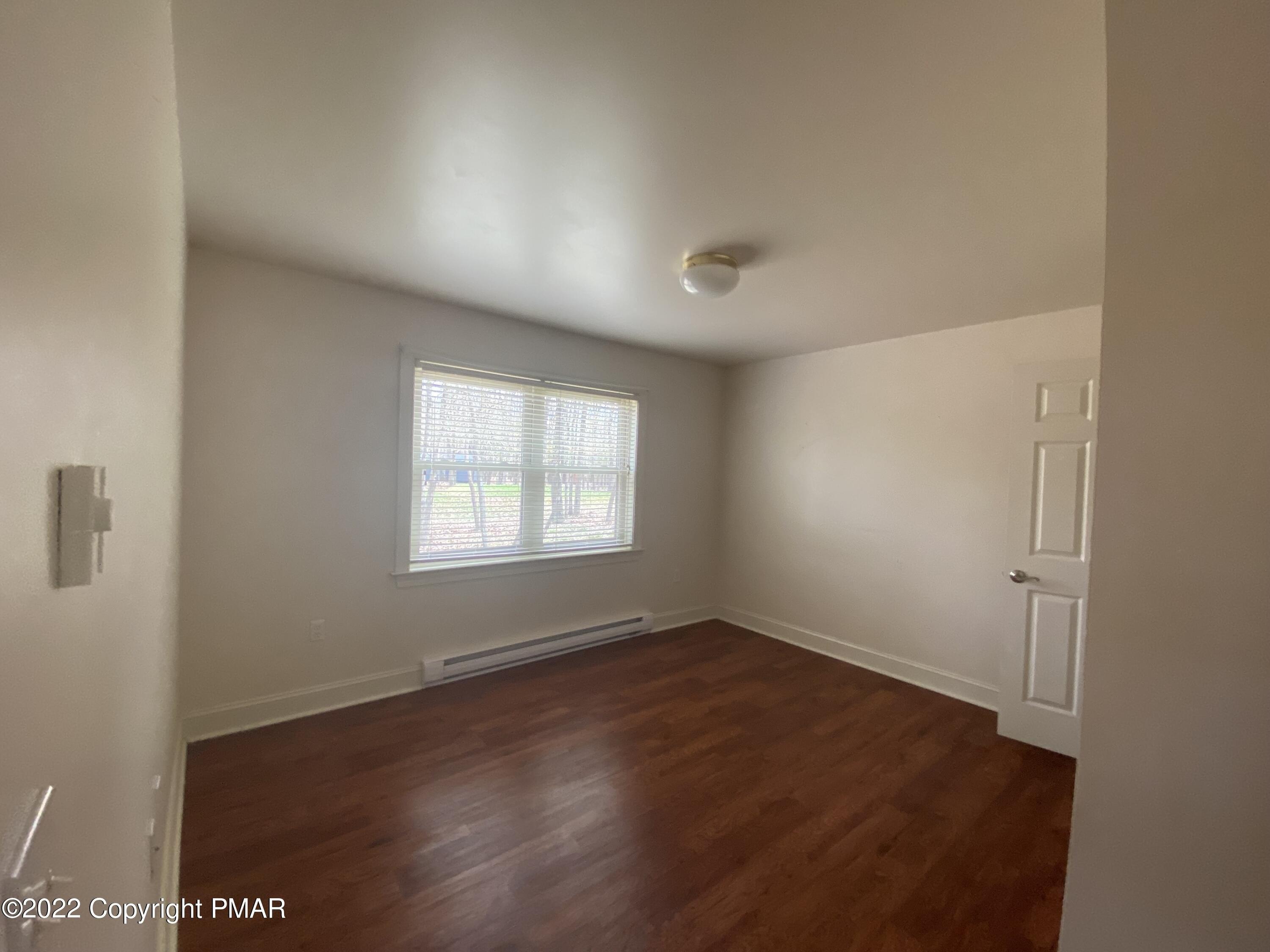 Brier Crest Rd, Blakeslee, PA 18610