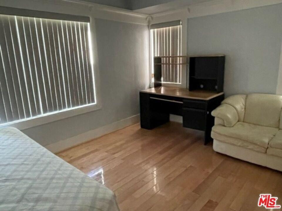 N Dillon St, Los Angeles, CA 90026