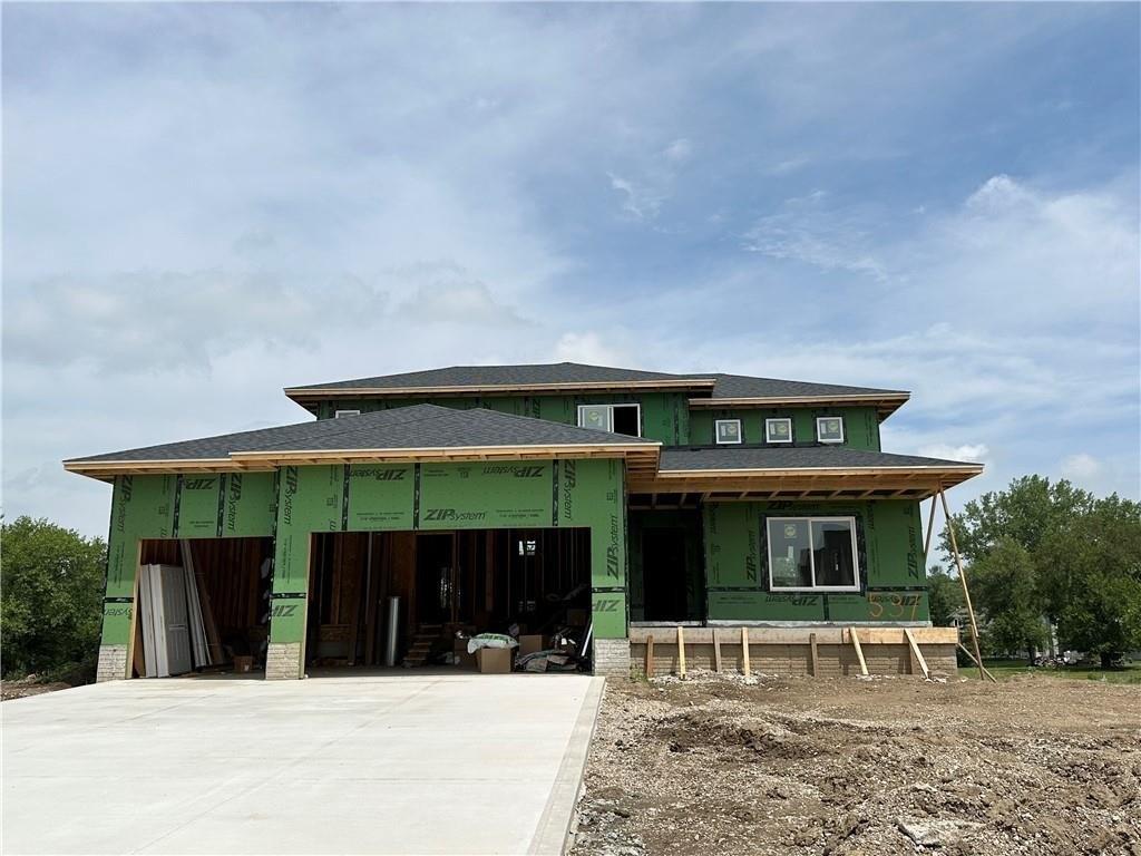 Se Walnut Woods Dr, West Des Moines, IA 50265