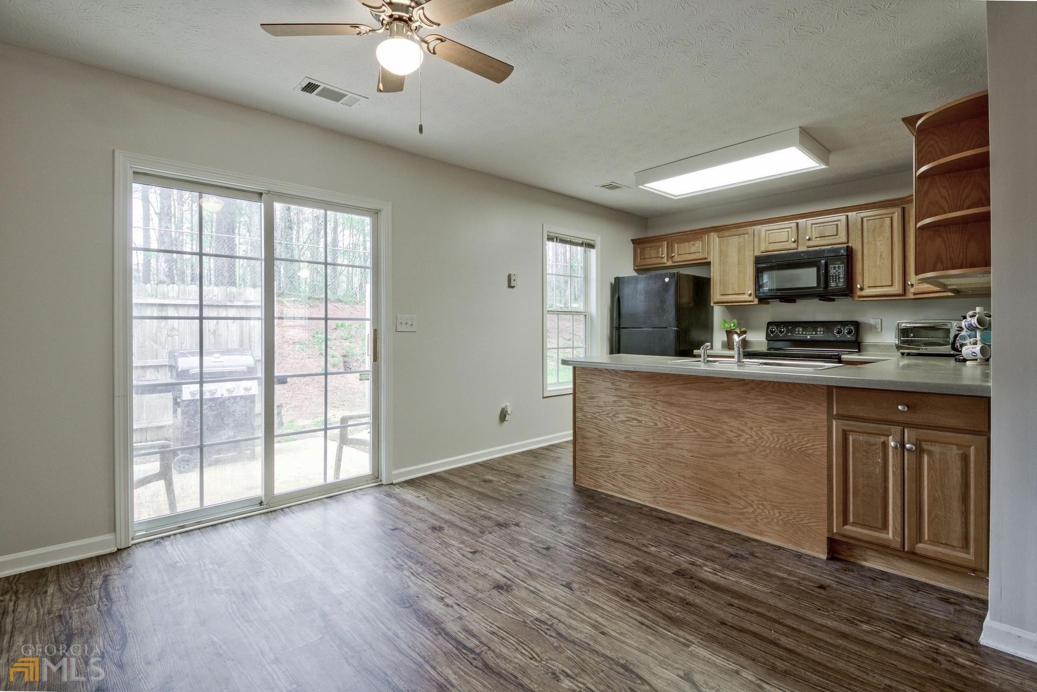 Philmont Ct, Lagrange, GA 30240