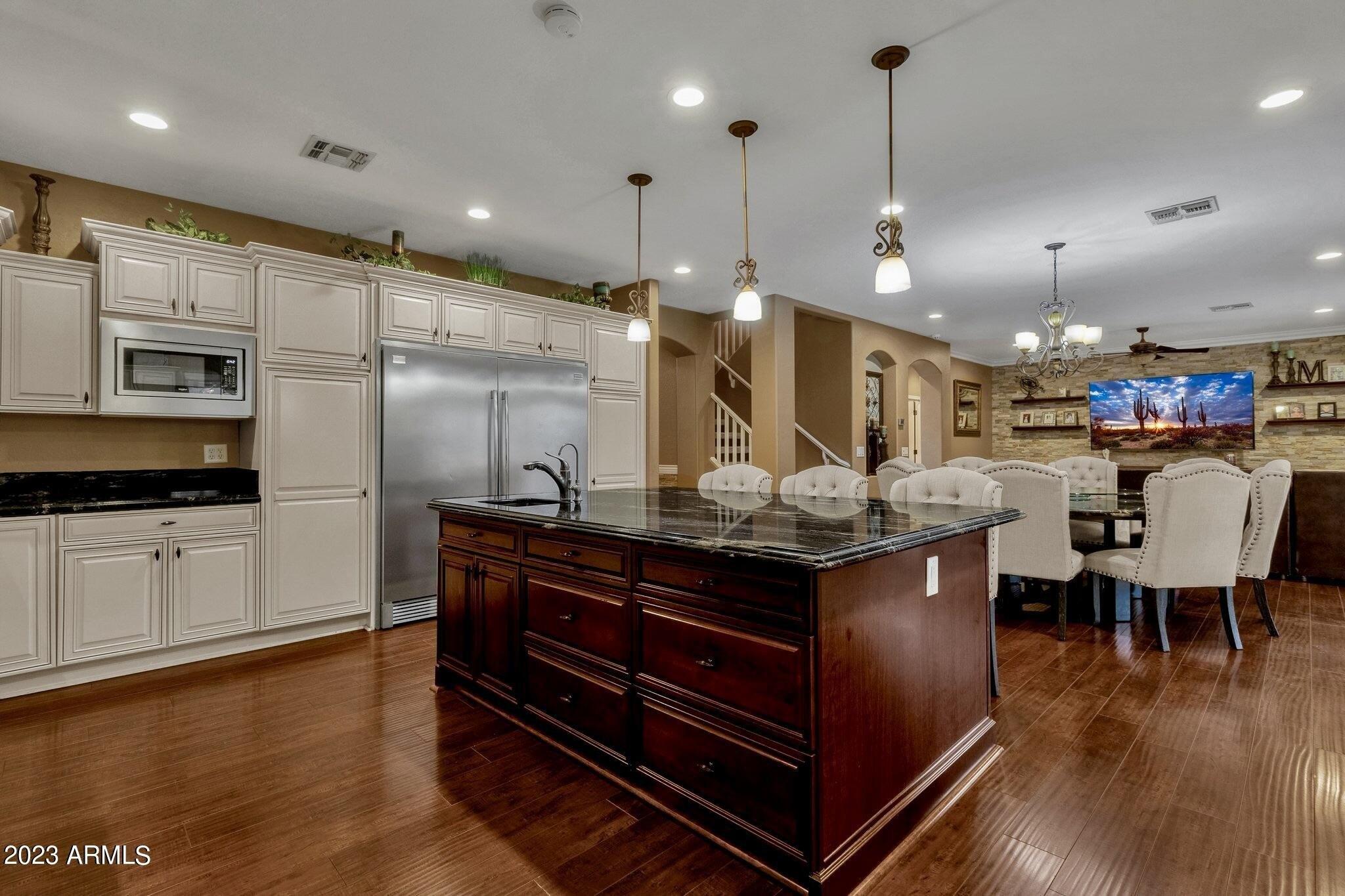 E Frances Ln, Gilbert, AZ 85295