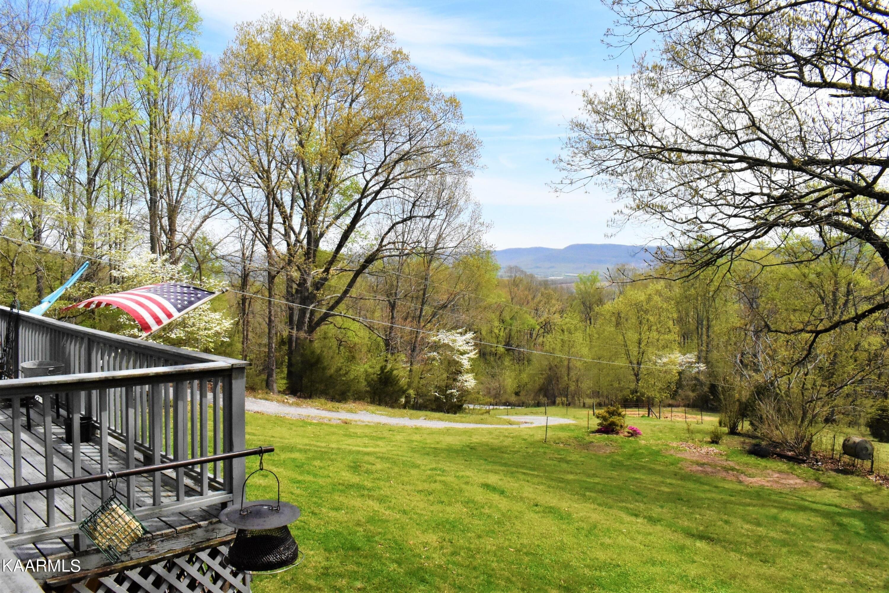 Bell Summers Rd, Pikeville, TN 37367