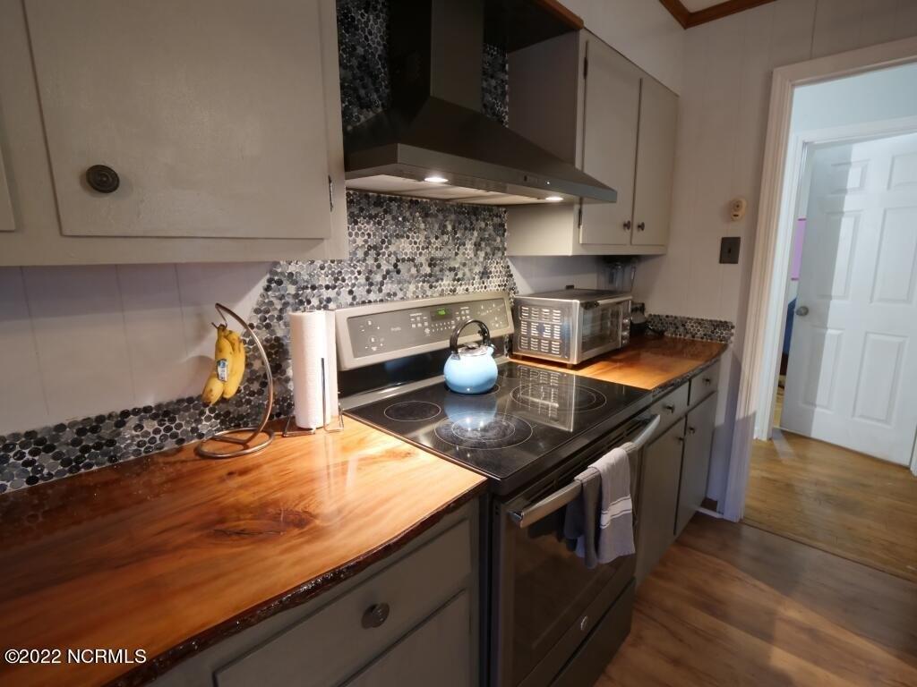 Forest Grove Ave, Jacksonville, NC 28540
