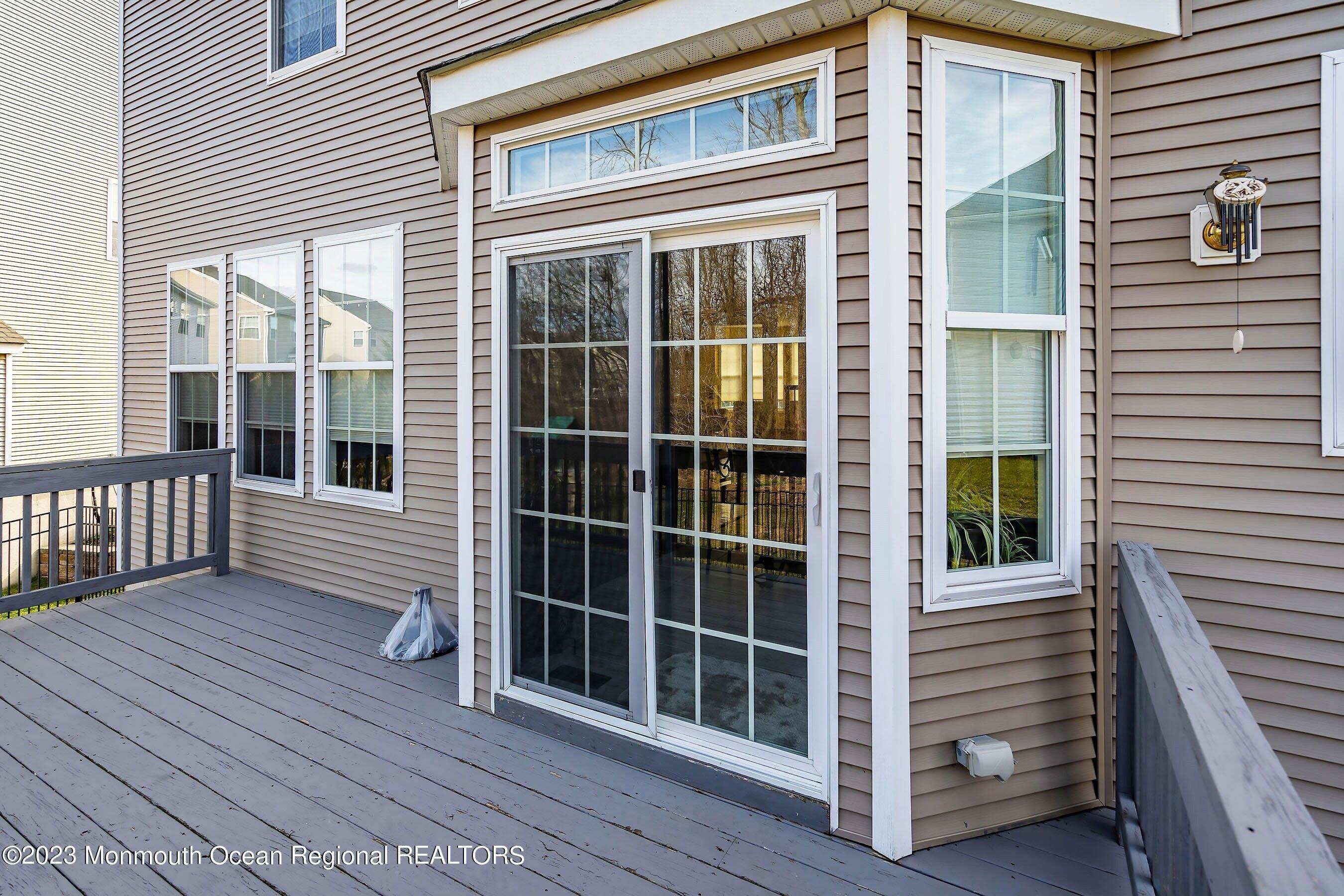 Bristol Rd, Manalapan, NJ 07726