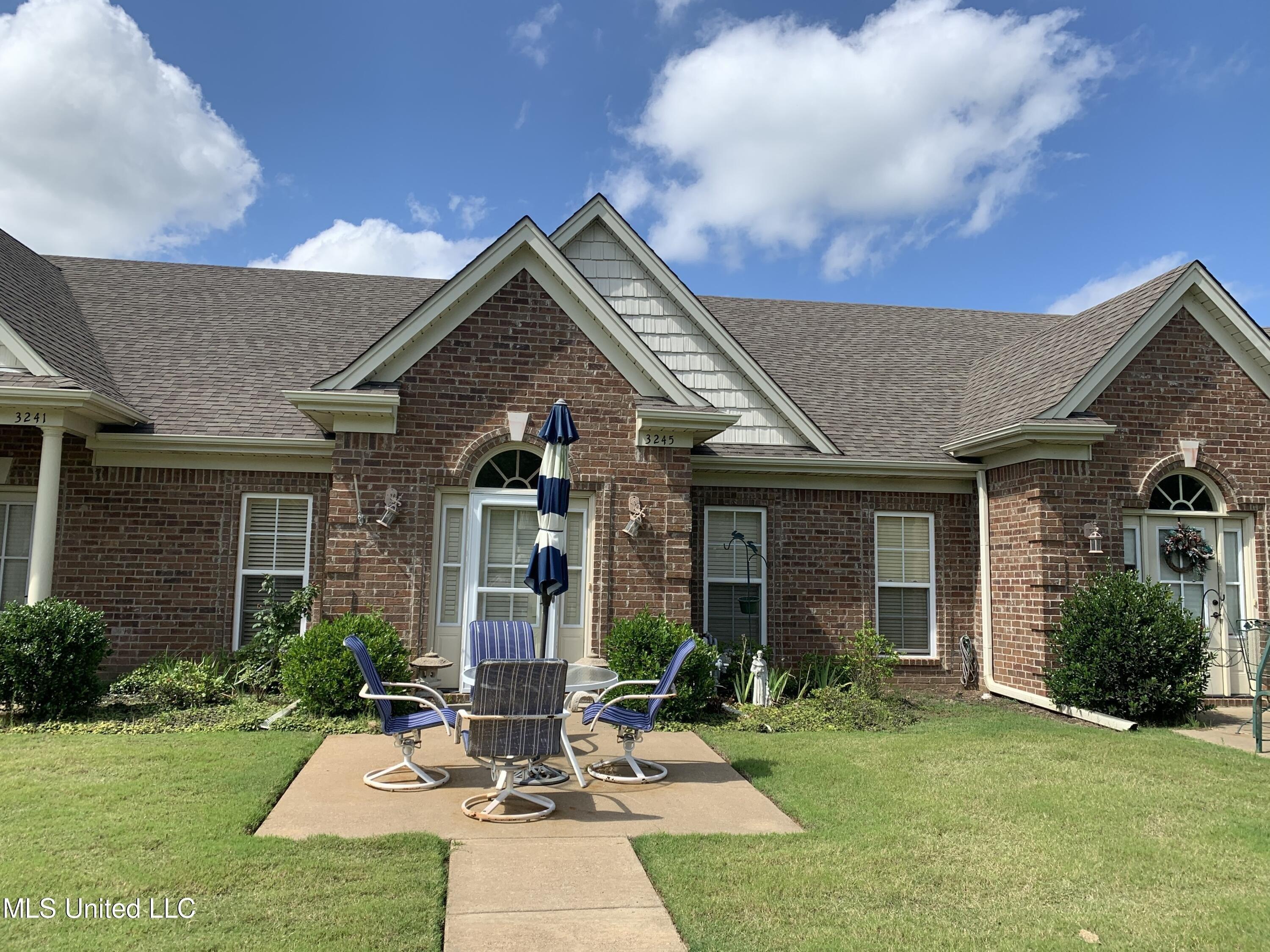 Jade Ln, Southaven, MS 38672