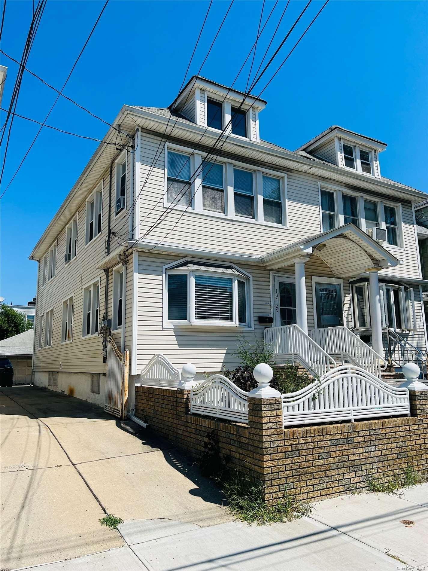122nd St, South Richmond Hill, NY 11419