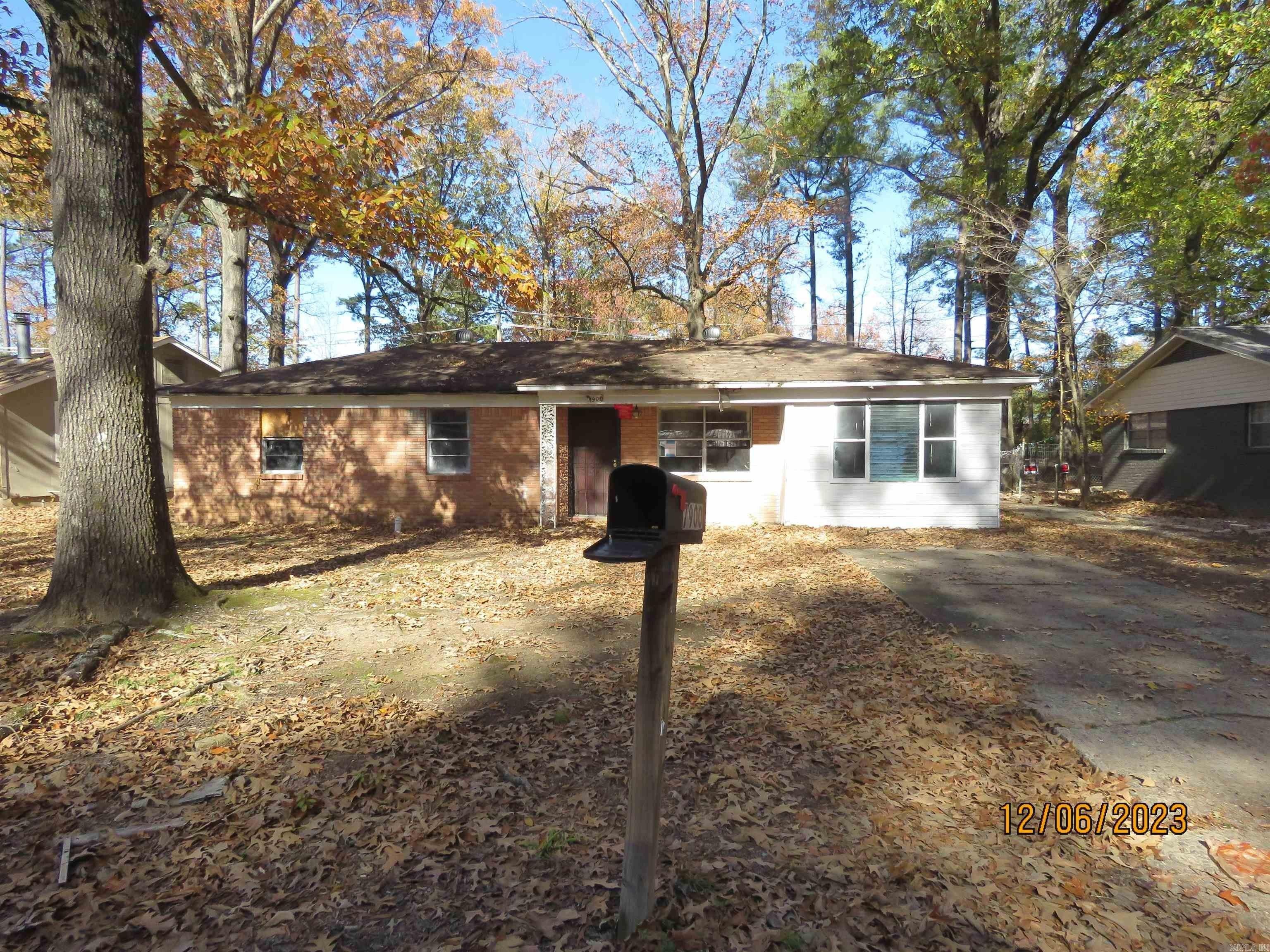 Eagle Dr, Little Rock, AR 72209