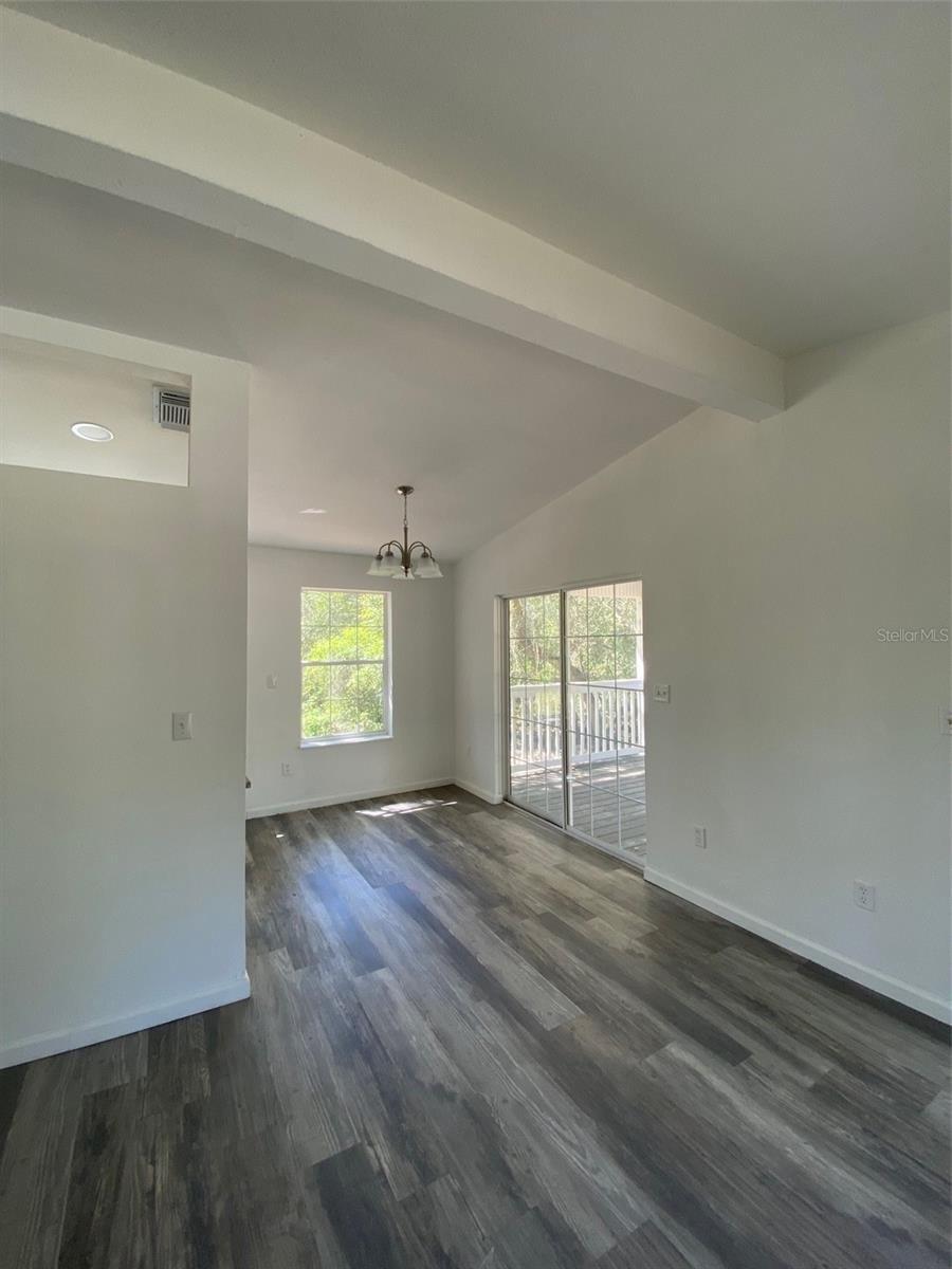 Reynolds St, Dade City, FL 33523