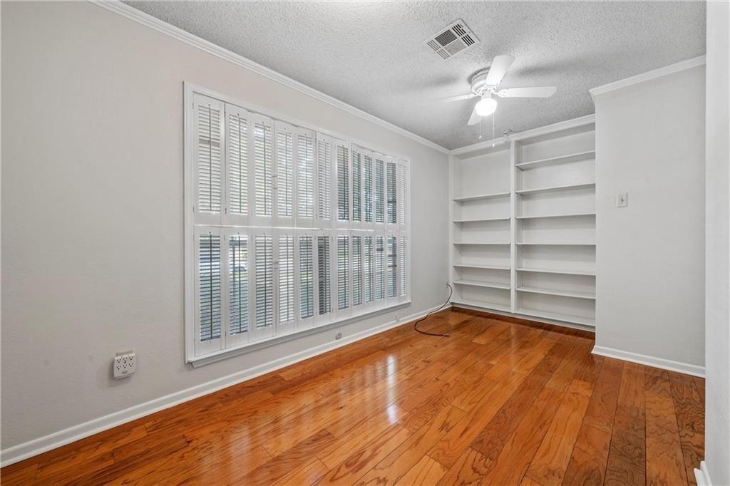Knottingham Dr, Woodway, TX 76712