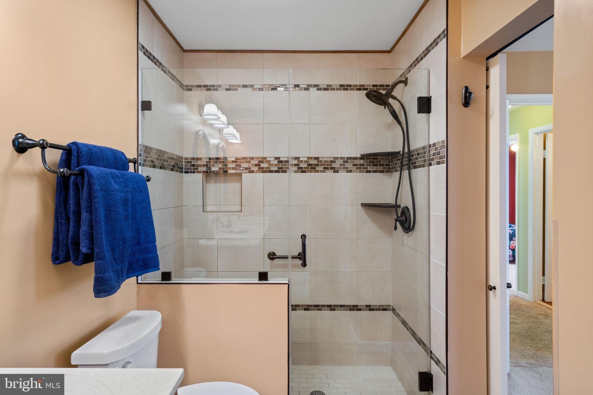 Sailstone Ln, Woodbridge, VA 22193