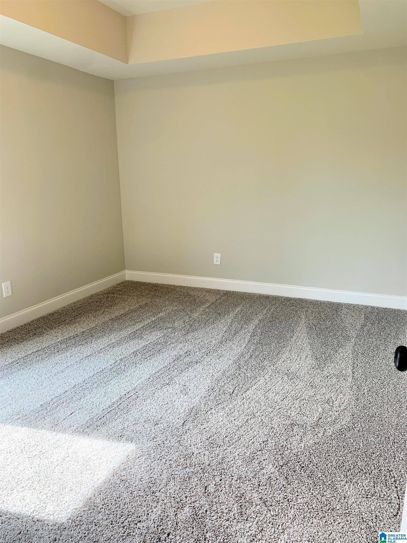 Meadow Lake Trl, Bessemer, AL 35020
