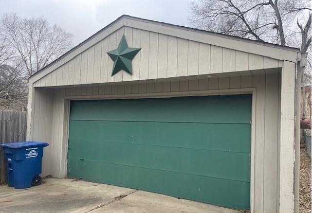 Twana Dr, Des Moines, IA 50310