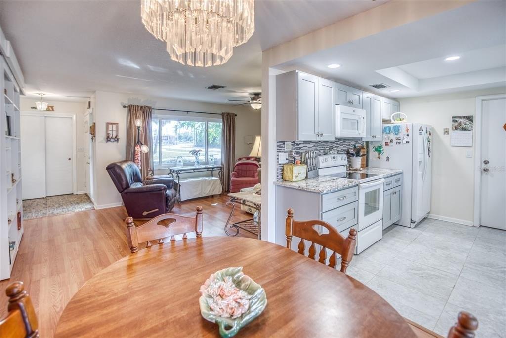 Lakeshore Cir, Port Charlotte, FL 33952