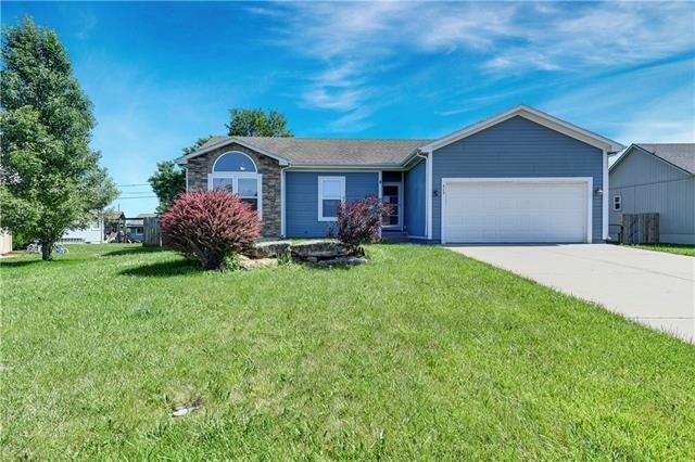 W Meriwood Ln, Edgerton, KS 66021