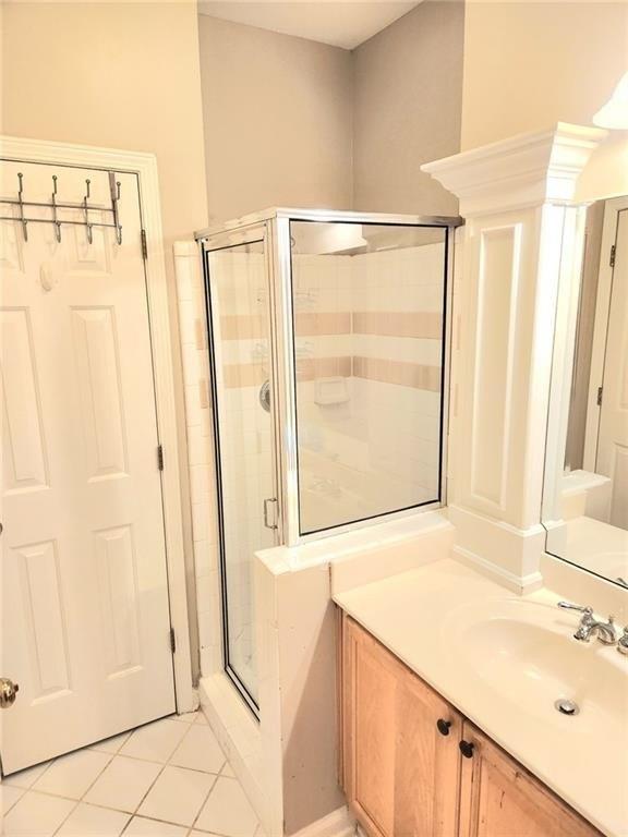 Pembrooke Cir, Alpharetta, GA 30004