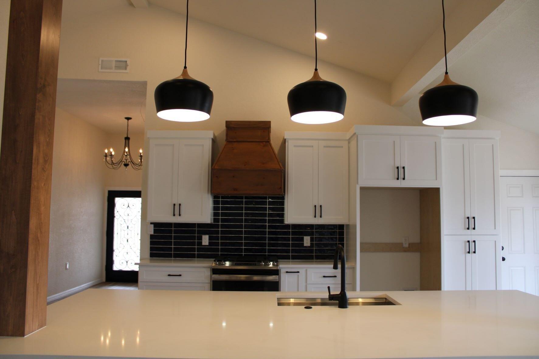 Costa Blanca Pl, El Paso, TX 79932