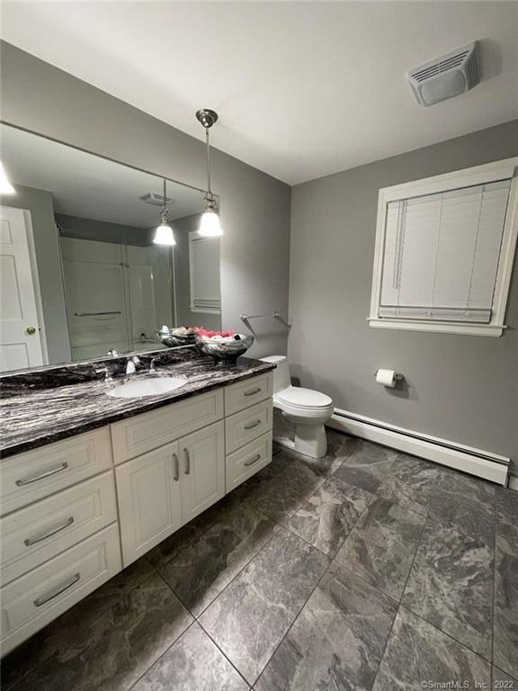 Olmsted Manor Dr, Somers, CT 06071