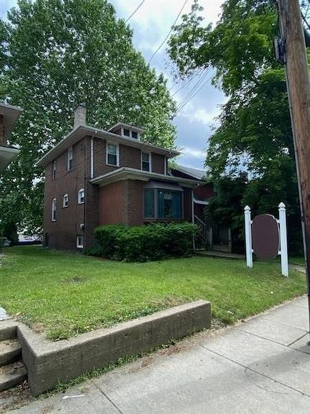 3rd St, Beaver, PA 15009