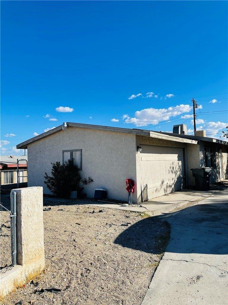 E Navajo St, Barstow, CA 92311
