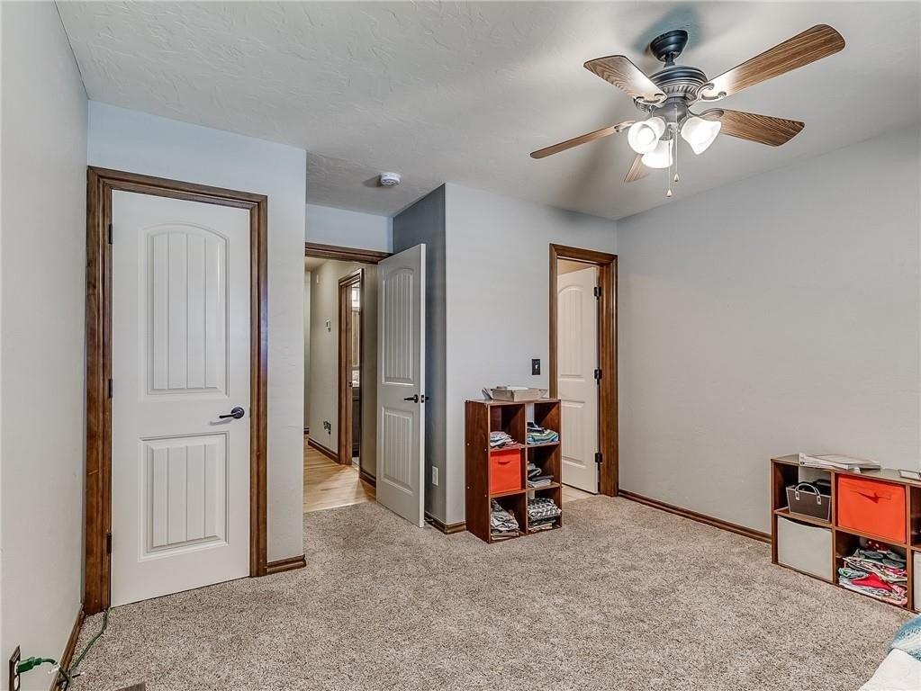 Trisha Ln, Norman, OK 73072