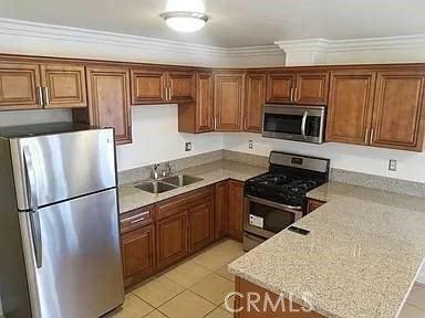 E 54th St, Los Angeles, CA 90011