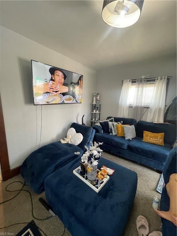 Silliman St, Youngstown, OH 44509