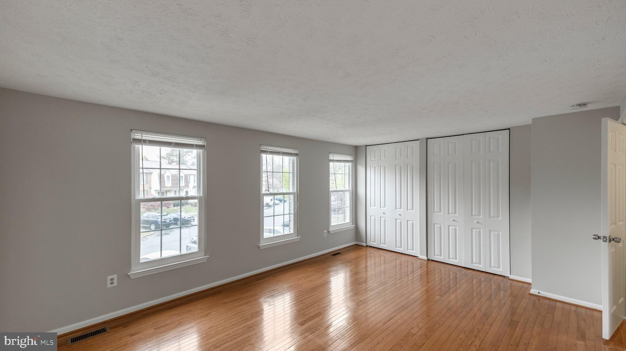 Coral Reef Dr, Gaithersburg, MD 20878