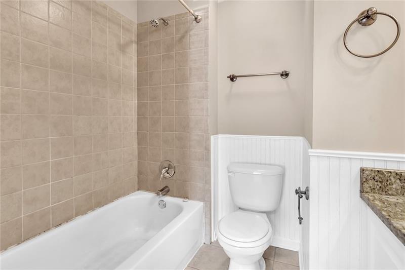 Villa Ct Se, Smyrna, GA 30080
