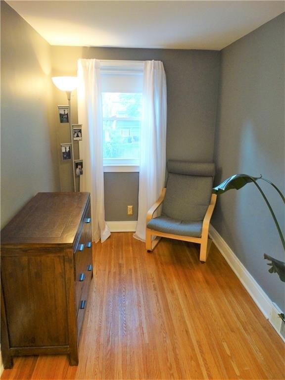 Hedgegarth Dr, Rochester, NY 14617