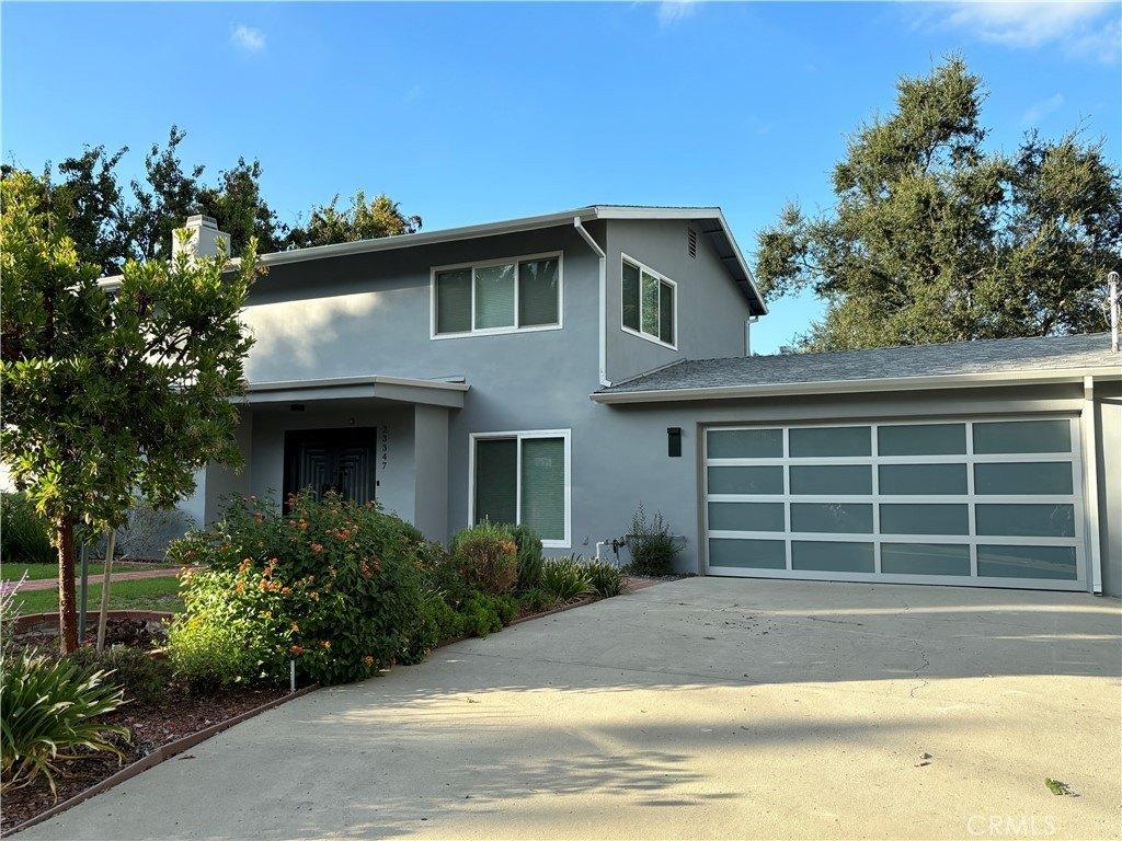 Bessemer St, Woodland Hills, CA 91367