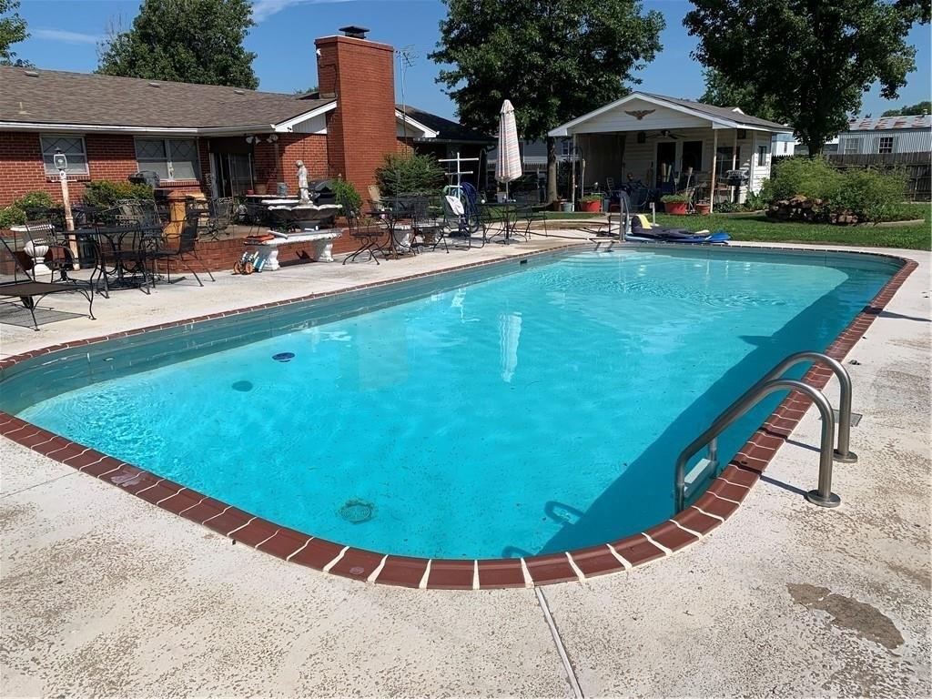 S Taylor Ave, Wagoner, OK 74467
