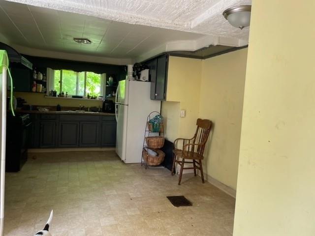 Saratoga Ave, Rochester, NY 14608