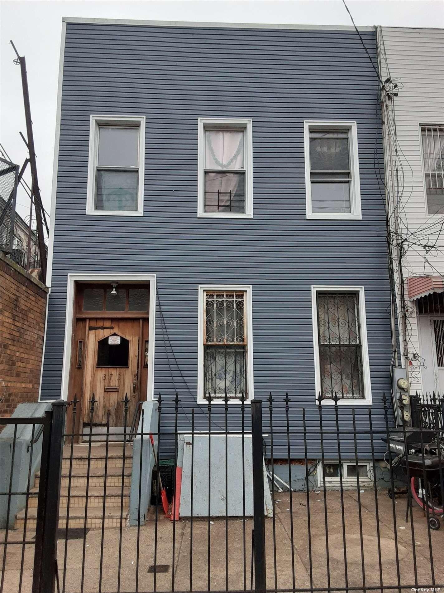 Bleecker St, Brooklyn, NY 11237