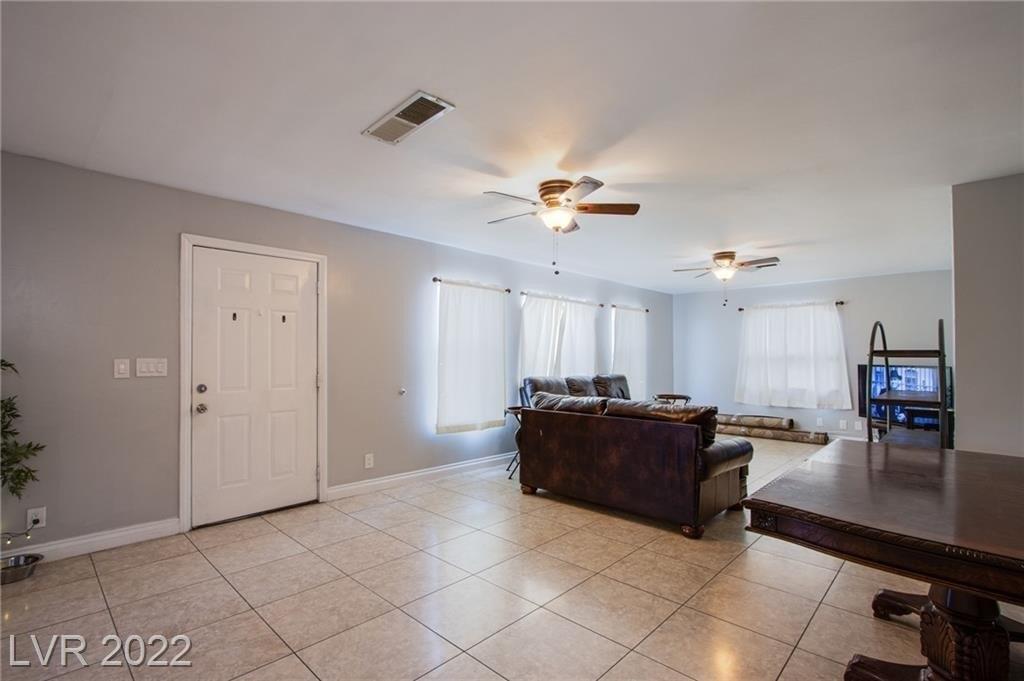 Las Verdes St, Las Vegas, NV 89102