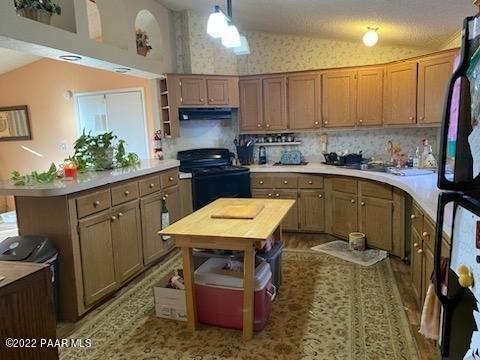 E Meadow Dr, Mayer, AZ 86333