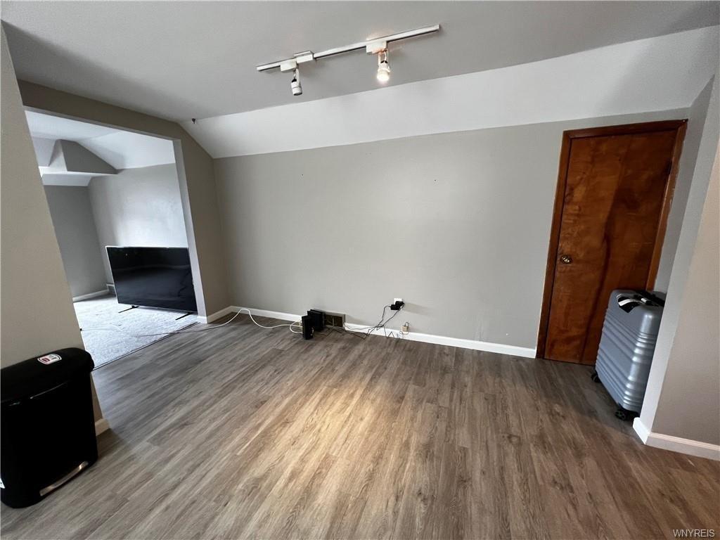 Westgate Rd, Buffalo, NY 14217