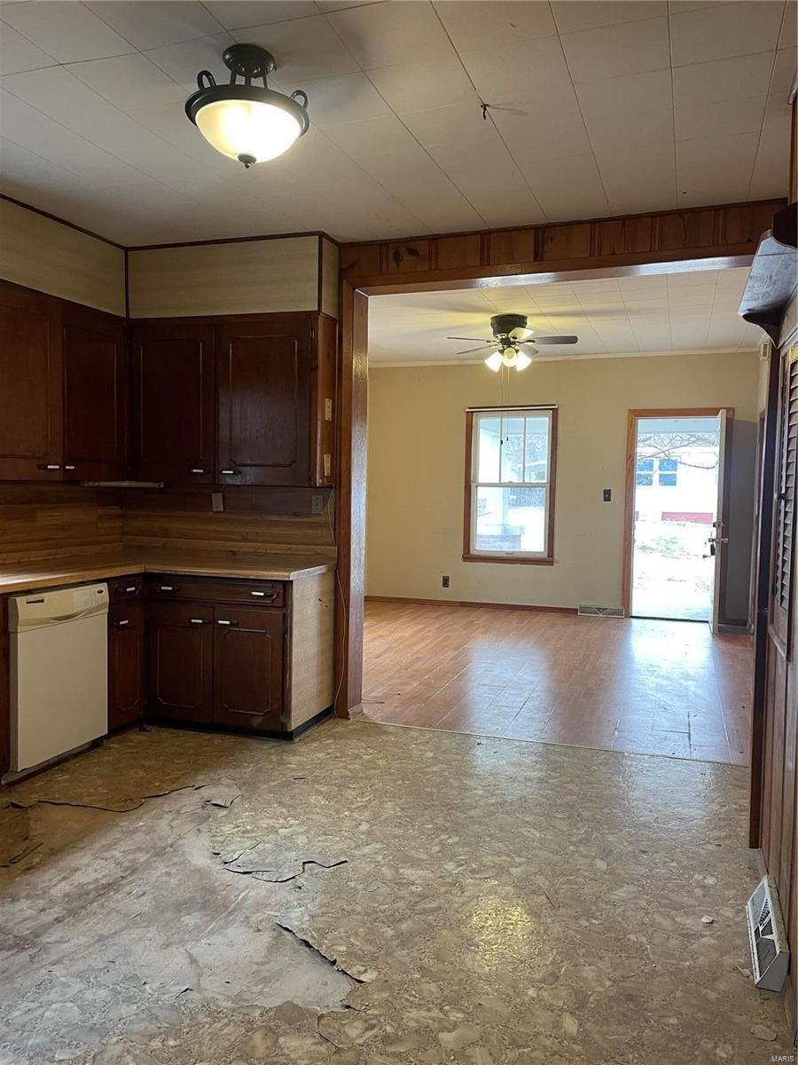 W Harper St, Poplar Bluff, MO 63901