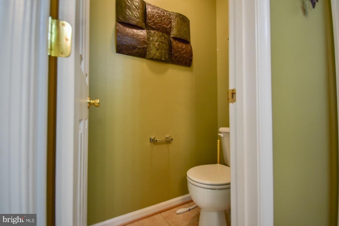 Rubens Cir, Martinsburg, WV 25403