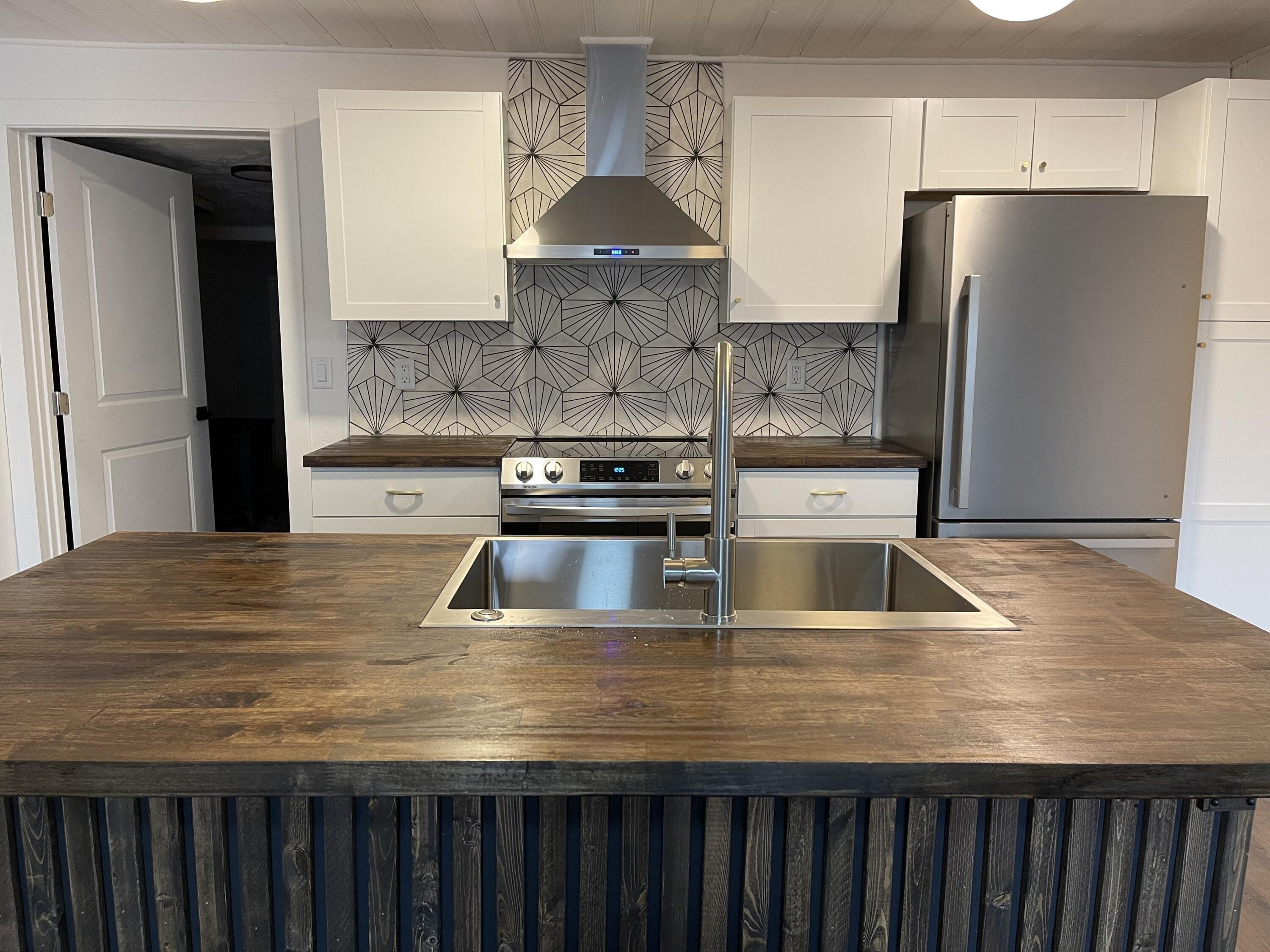 Se Dunham St, Prineville, OR 97754