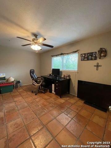 Parton Ln, San Antonio, TX 78233