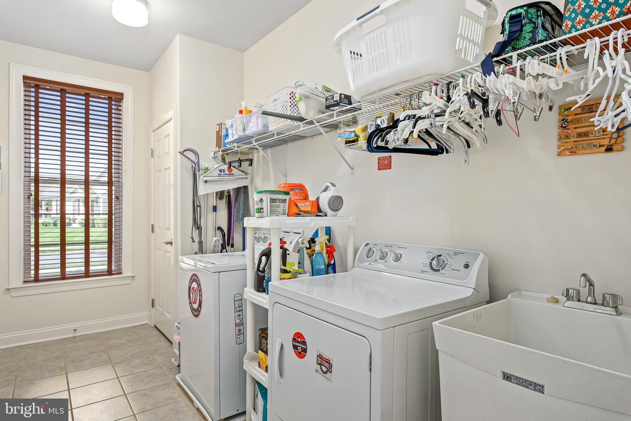 Granite Run Ter, Ashburn, VA 20147