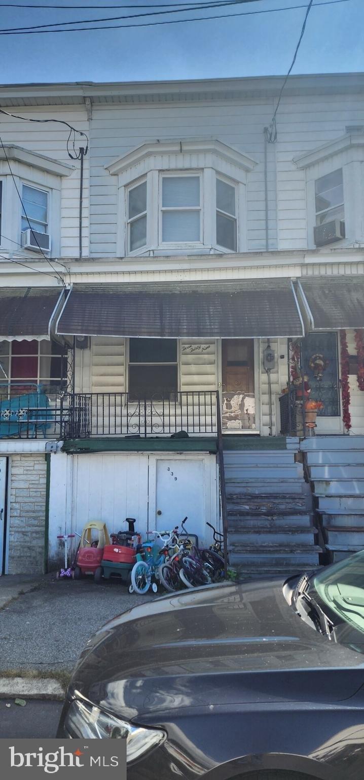 Preston Ave, Girardville, PA 17935