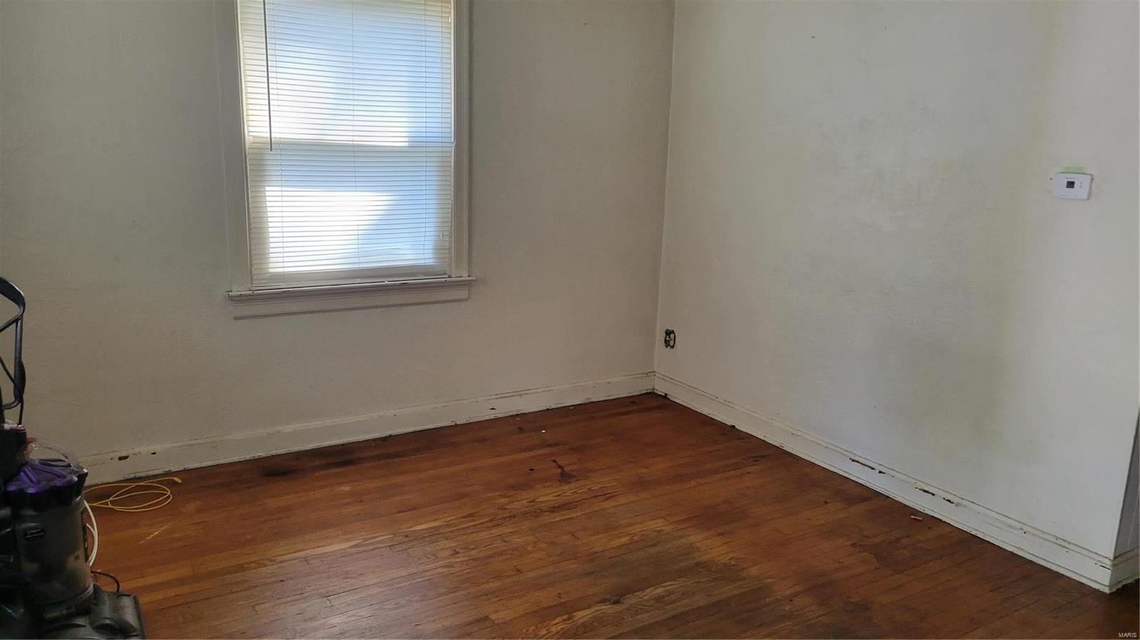Lamar Dr, Saint Louis, MO 63136