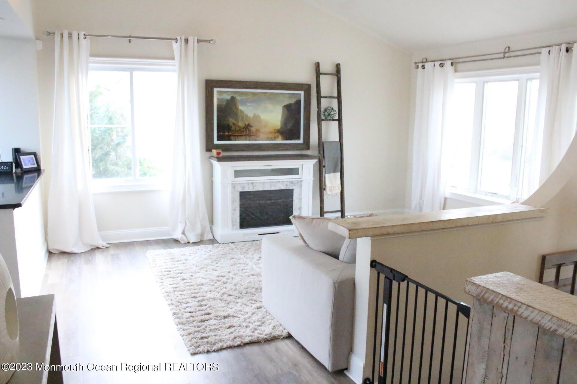 Layton Ave, Pine Beach, NJ 08741