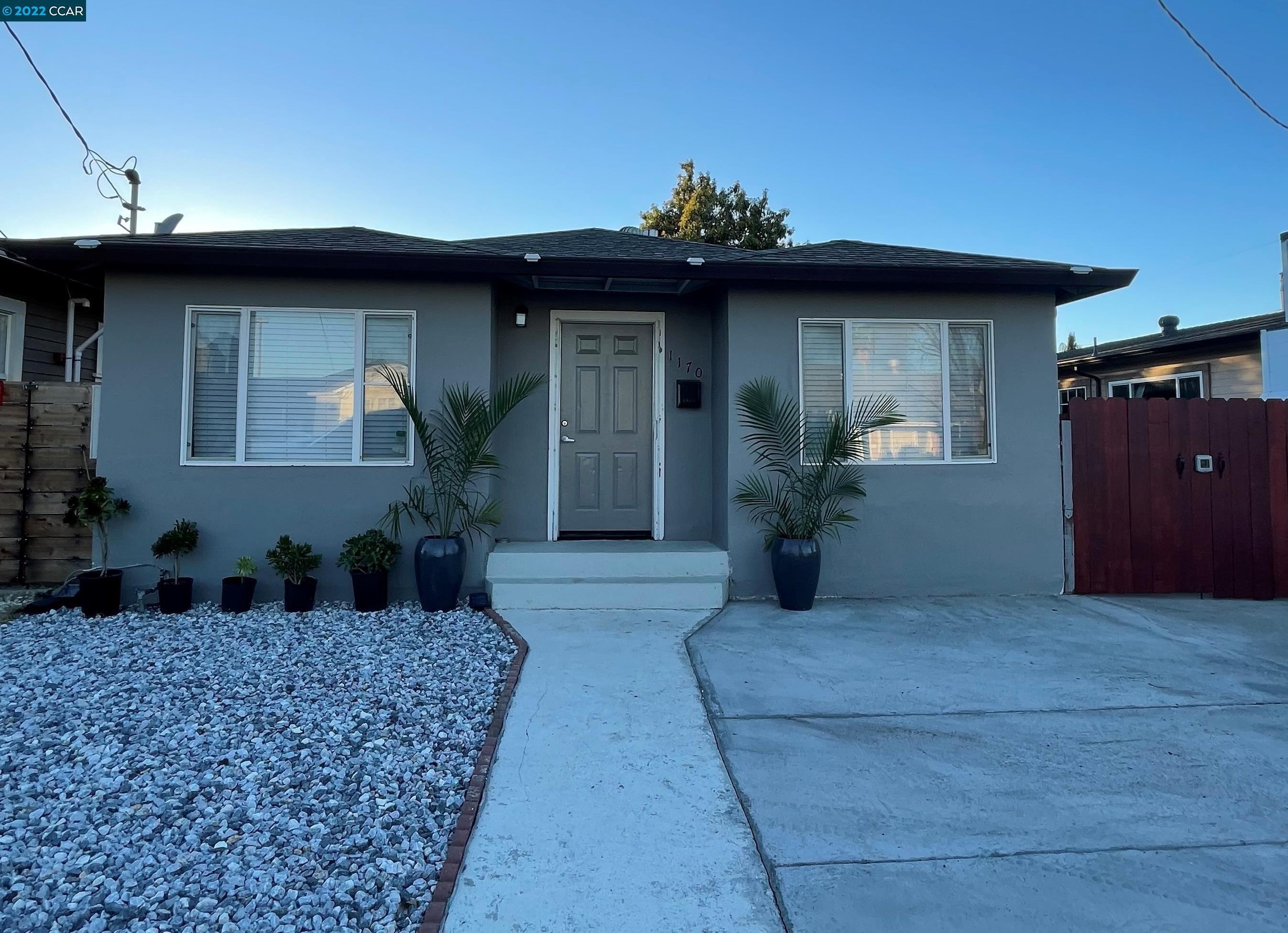 Columbia St, Pittsburg, CA 94565