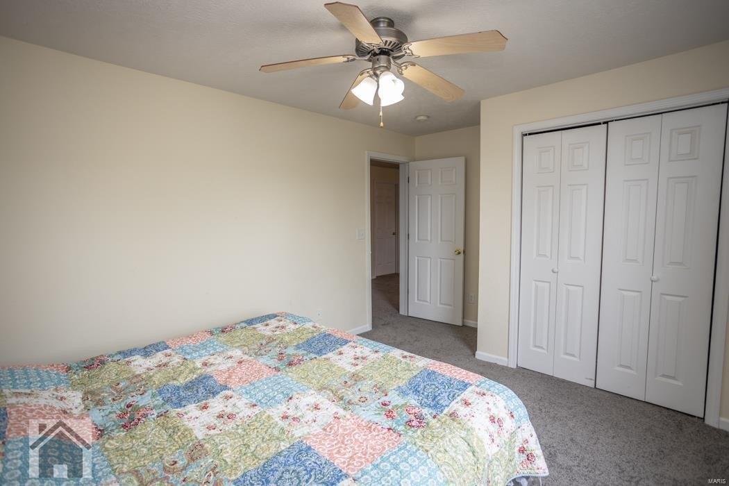 Lyle Curtis Cir, Waynesville, MO 65583