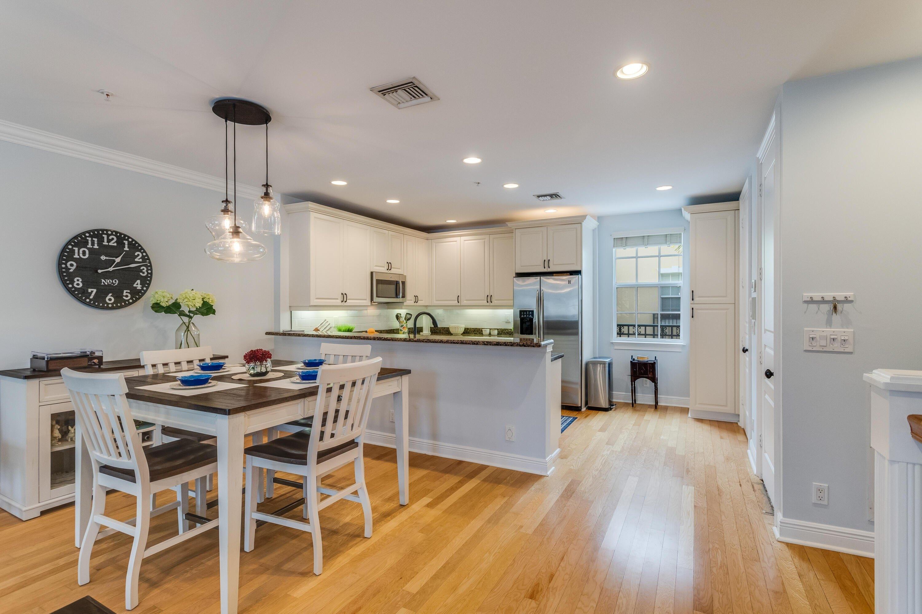 E Heritage Club Cir, Delray Beach, FL 33483