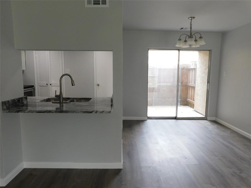 Oak Blf, Mesquite, TX 75150