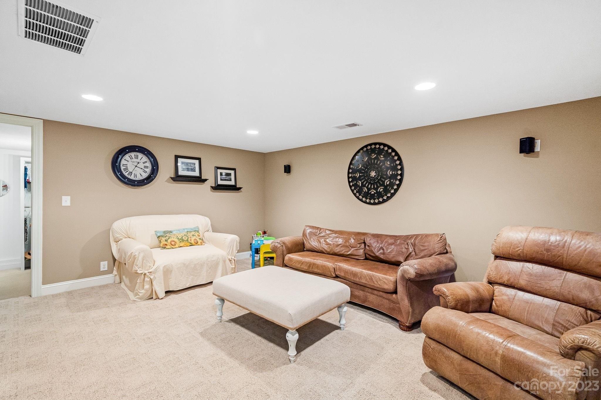 Cox Mill Rd, Yadkinville, NC 27055