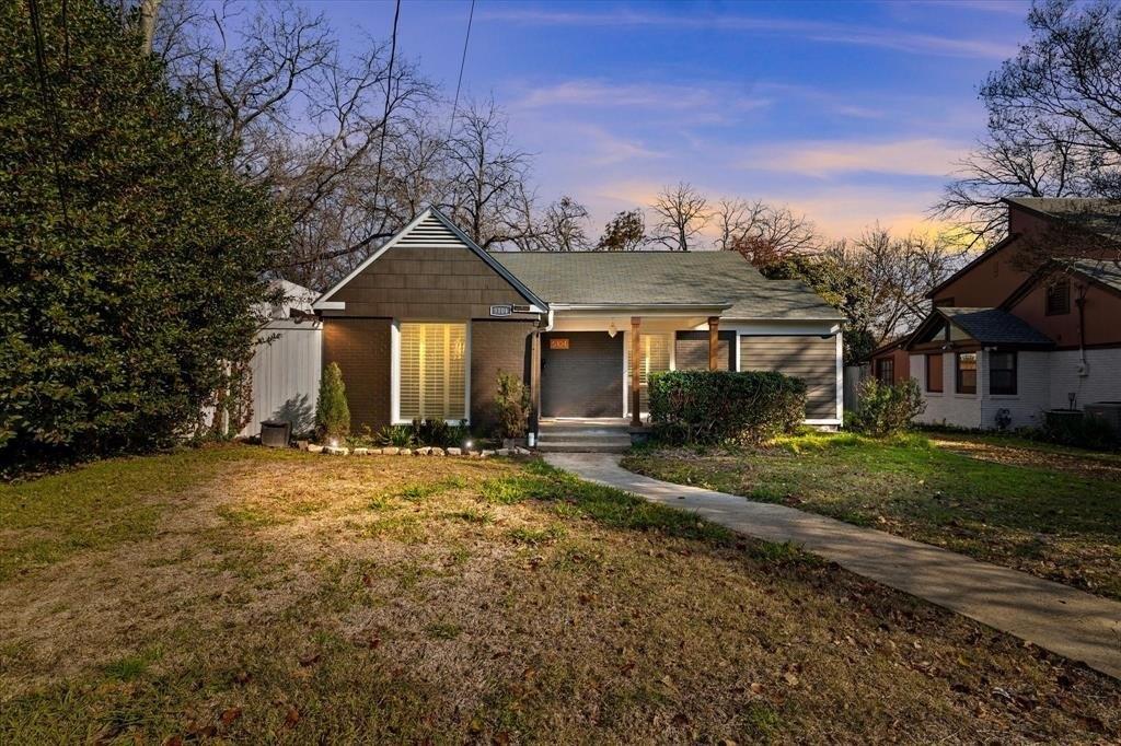 Maple Springs Blvd, Dallas, TX 75235